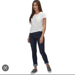 PATAGONIA SLIM FIT WOMENS JEANS SIZE 30 NWOT